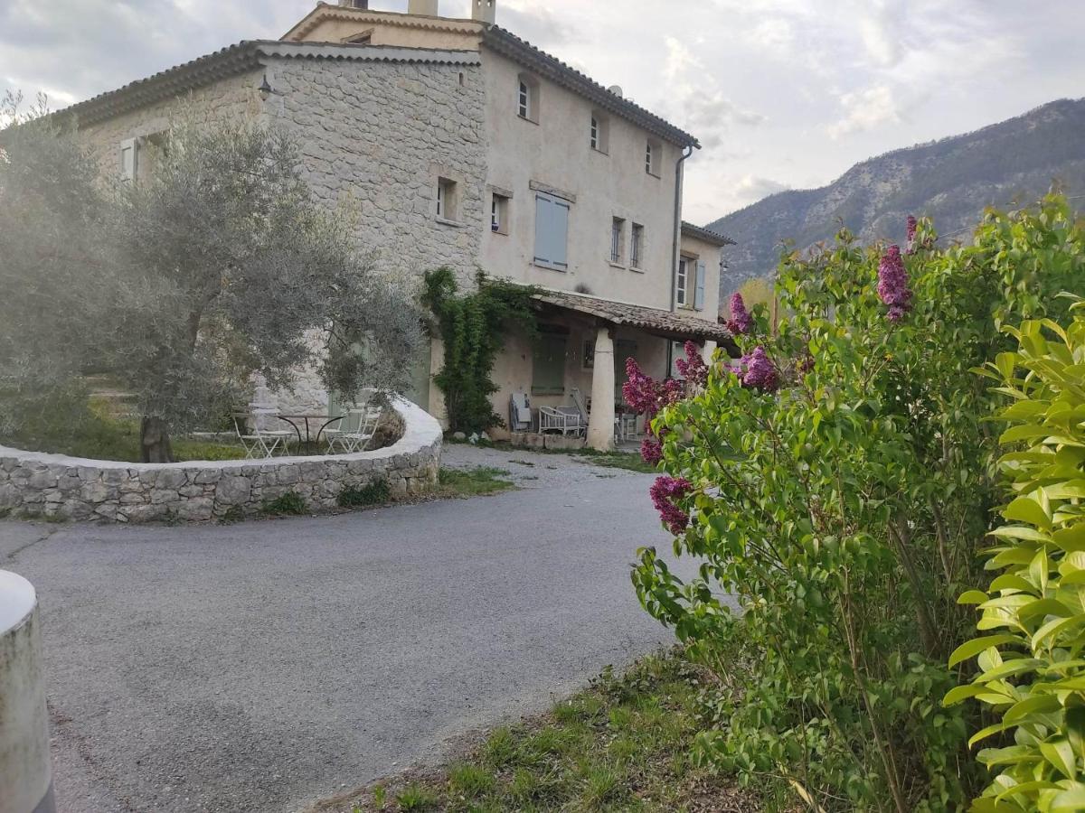 Studio massacan Entrevaux Exterior foto